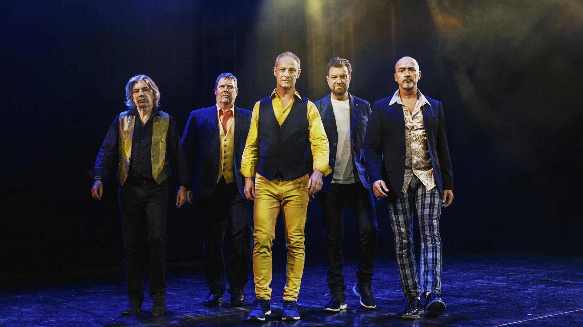Band The Flying Pickets