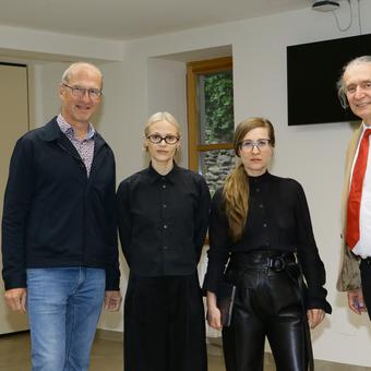 Mavie Hörbiger, Clara Frühstück, Eventmanager Werner Glösl und Intendant Gerhard Krammer